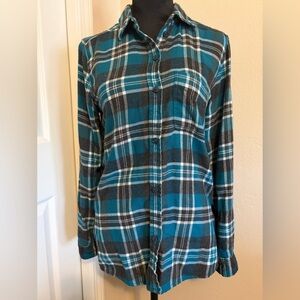 American Eagle Outfitters Teal and Black Plaid Shirt